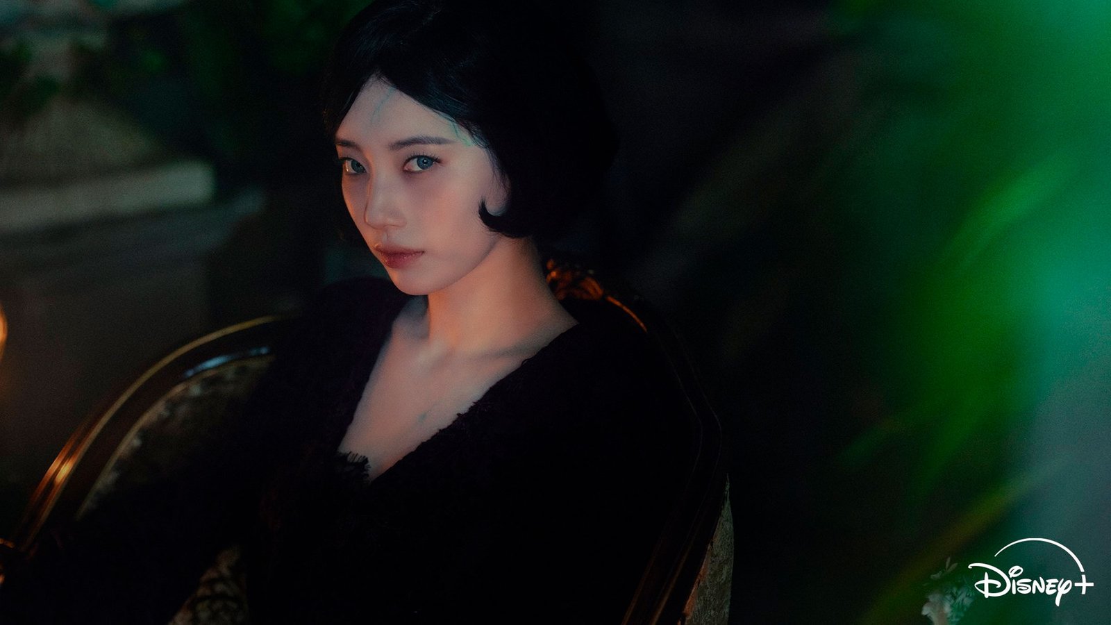 portraits-of-delusion-01_fdw